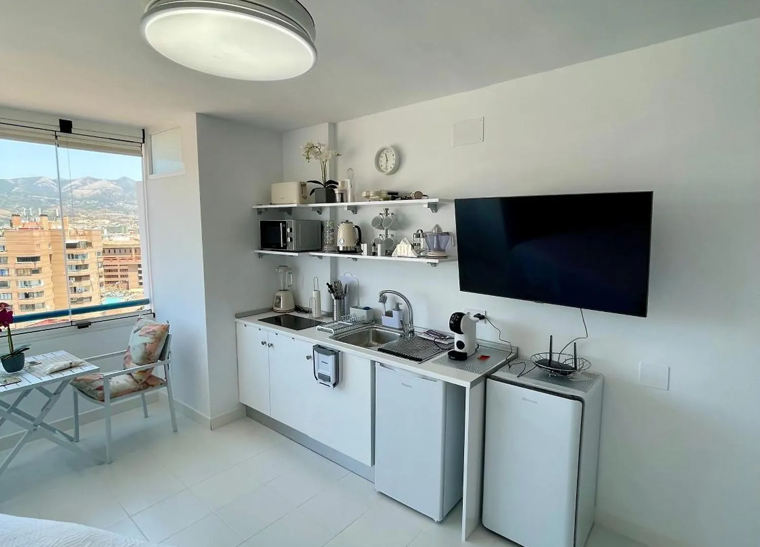 Sunny Beachside Retreat With Mountain And Sea Views Fuengirola Spain