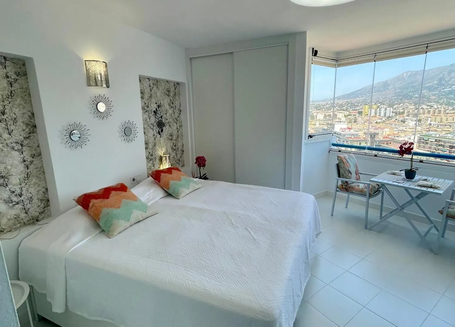 Apartment Sunny Beachside Retreat With Mountain And Sea Views Fuengirola Spain